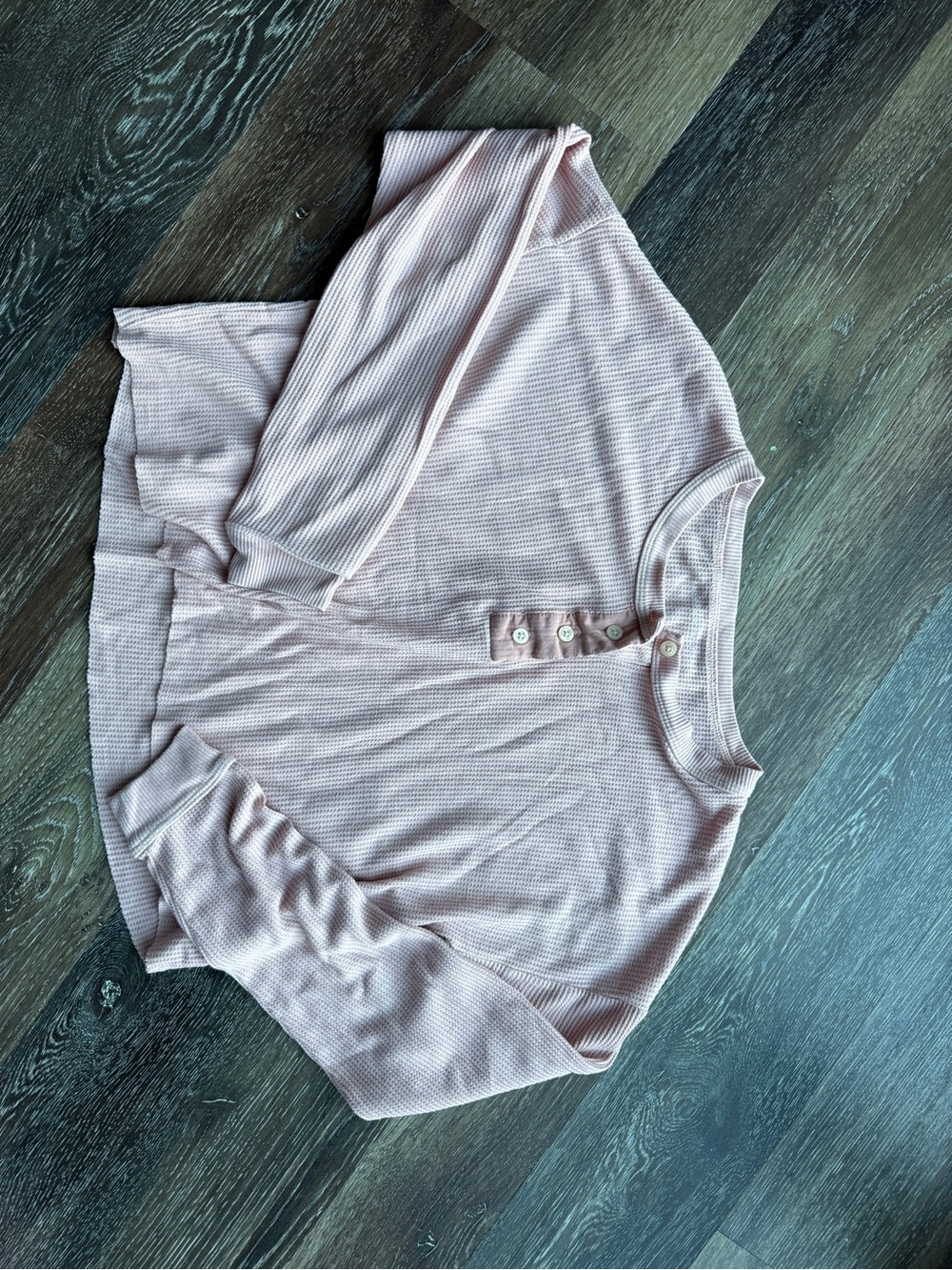 American Eagle Cropped Long Sleeve Henley Top - Soft Light Pink